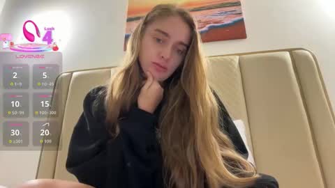 My name is Amelia but for you Melie online show from February 6, 5:16 pm