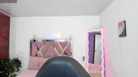  VENU  online show from March 22, 3:23 am