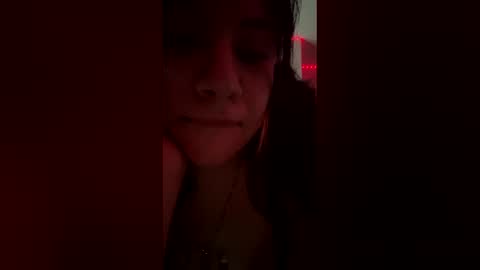 baddieslutt22 online show from May 6, 7:23 am