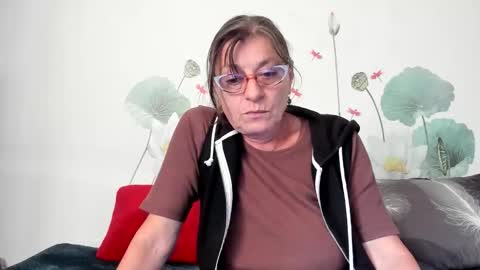 Gina online show from September 30, 2:33 pm