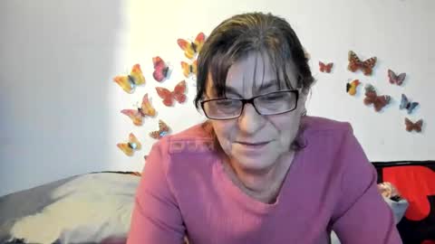 Gina online show from December 3, 4:50 pm