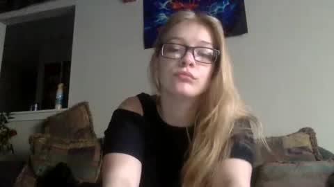 baeblondie online show from February 26, 3:54 pm