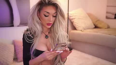  Ana  online show from February 4, 3:26 pm