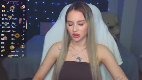 Eva online show from February 28, 9:03 pm