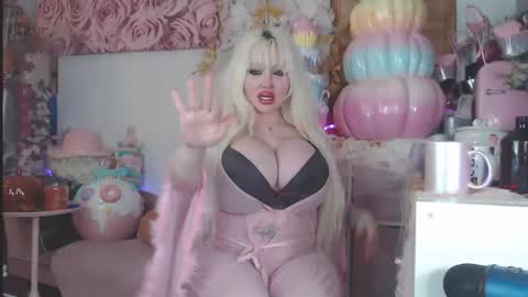 ely ink online show from December 15, 12:54 pm