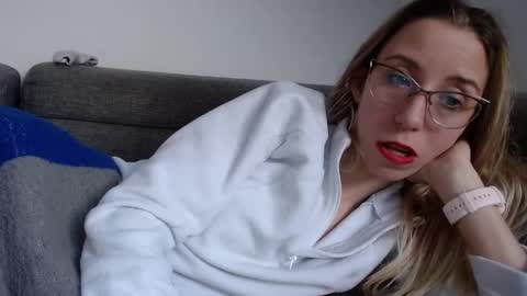 Lena online show from April 17, 9:22 am