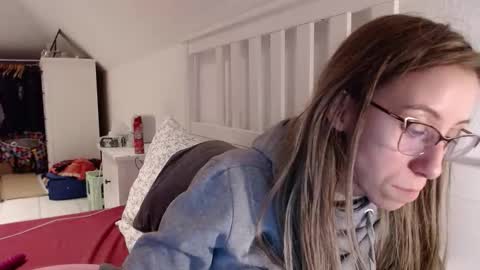 Lena online show from November 29, 8:24 pm