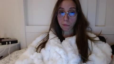 Lena online show from November 23, 9:44 am