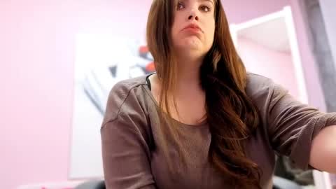 battymoll online show from April 5, 3:55 pm