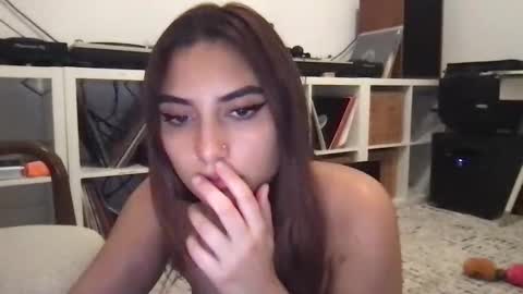 bbypiamia online show from October 17, 5:43 am