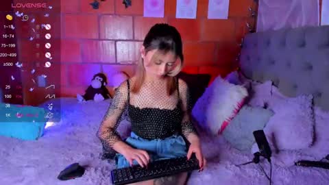 Kim . online show from September 20, 12:21 am