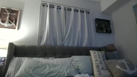 Emma online show from October 15, 8:28 am