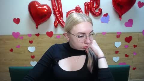 BeatriceFlyy online show from March 9, 12:09 pm