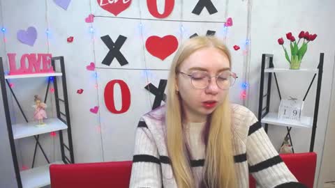 BeatriceFlyy online show from February 19, 6:11 am