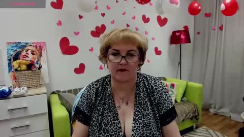 your Lana online show from February 8, 9:35 am