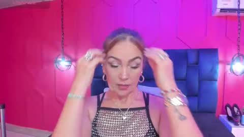 Chantall online show from December 16, 11:38 am