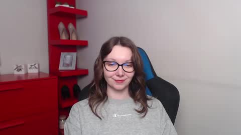 Zoe online show from March 7, 6:35 am