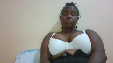 bebswee21 online show from January 18, 5:09 pm