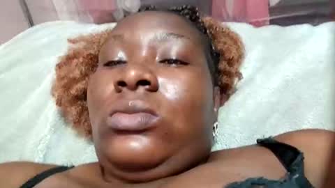 beckqee online show from April 12, 2:09 pm