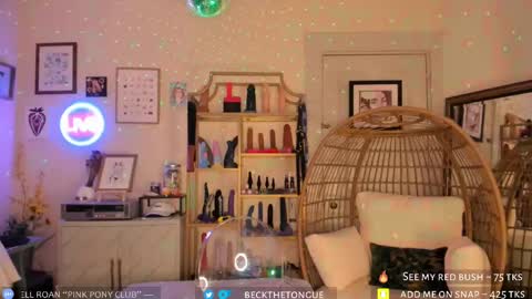 Beck the tongue online show from September 12, 10:28 pm