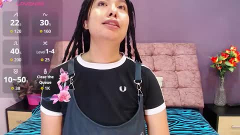 Becky online show from November 25, 12:18 pm