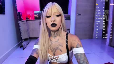 Daniela  ur fav living dead girl  online show from November 14, 11:16 pm