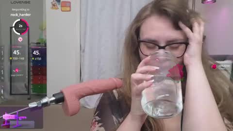 Lily Bee online show from April 12, 3:59 pm