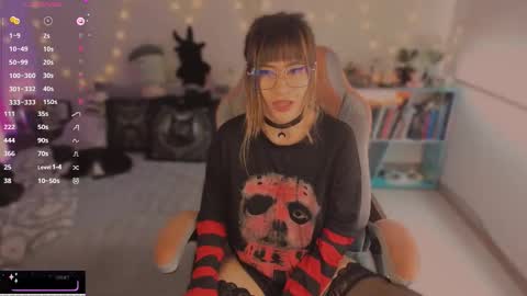       online show from September 19, 9:25 pm