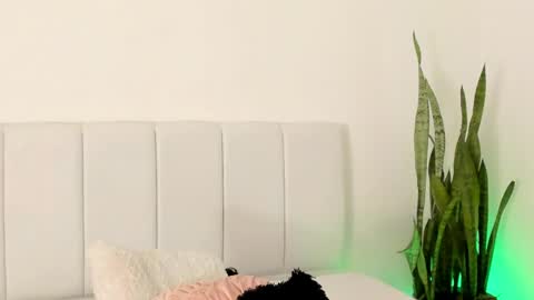  Becky  online show from May 25, 7:57 pm