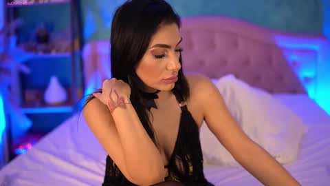 BellaJonnes online show from March 7, 10:17 pm