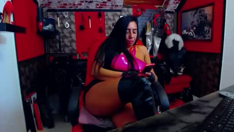 BelatrixDomme online show from March 24, 6:35 pm