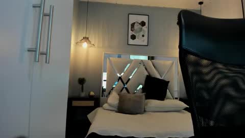 Bell online show from January 13, 2:50 am