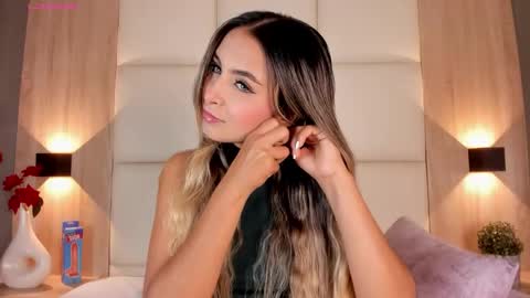 Bella cam online show from February 20, 7:15 pm