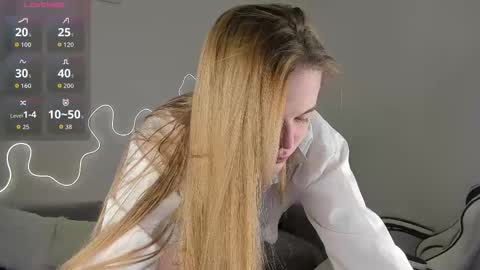 bella__sss online show from January 16, 2:18 am