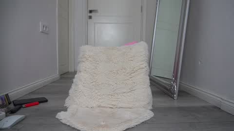 Emma  Bella online show from November 21, 9:28 pm