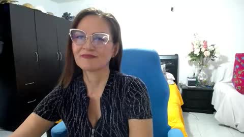 Bella online show from October 16, 10:01 pm