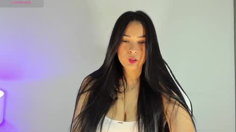 Laura online show from December 3, 6:57 am