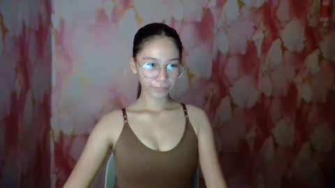 bella online show from April 23, 1:02 pm