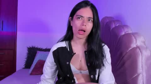 Valeria Model Independent online show from November 13, 5:50 am