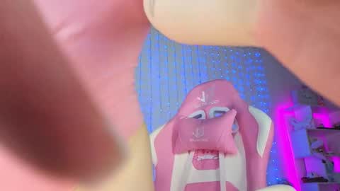 Bella Torress online show from November 26, 5:30 am