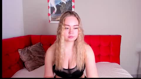 Bella online show from February 10, 1:52 am