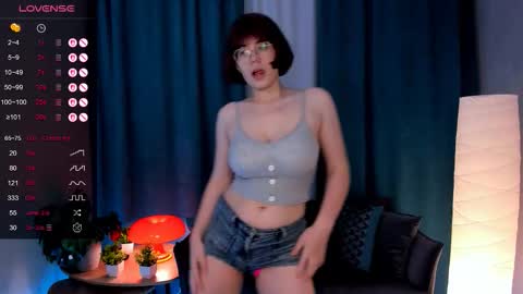 hello guys im Bella online show from October 15, 3:42 am