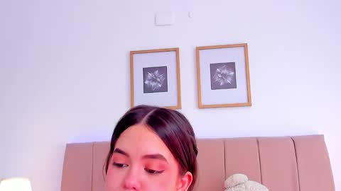 BellaFontana online show from September 12, 6:37 pm