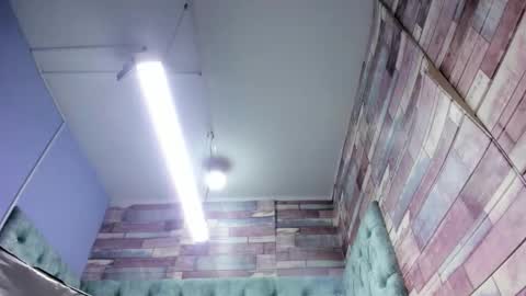 bellalovee_ online show from February 21, 6:36 am