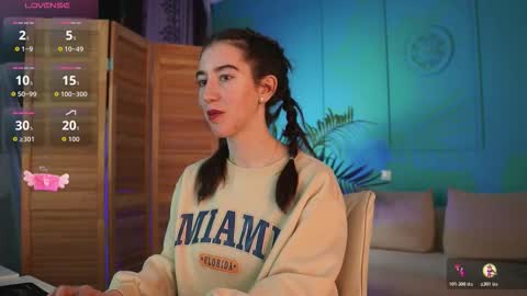 Bella online show from November 27, 5:49 pm