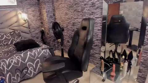 Belly online show from December 18, 3:33 am