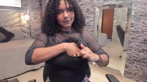 Belly online show from October 1, 2:22 pm