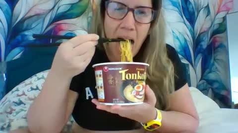 Becky online show from December 9, 4:58 pm