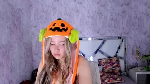 benny_wilson online show from October 12, 4:26 am