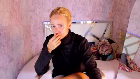 benny_wilson online show from October 24, 3:46 am